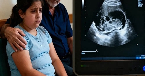 Kliniğe yaptığı bir ziyaret sırasında 