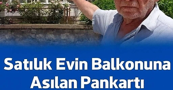 Satılık Evin Balkonuna Asılan 
