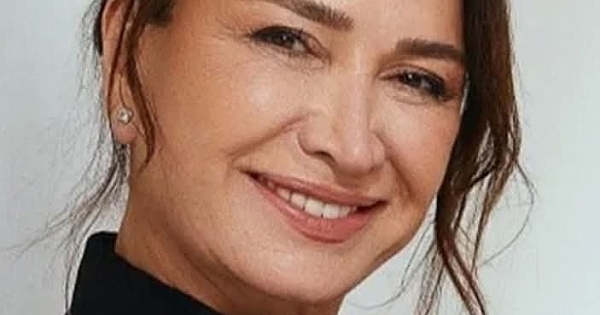 Usta Oyuncumuz Demet Akbağ 