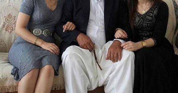 Köyün Ağasıyla Evlendik 