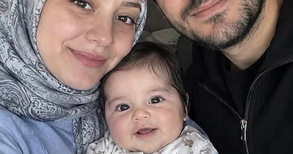 KOCAM TELEFONU KAPATTIĞINI SANARAK KONUŞMAYA DEVAM ETTİ 